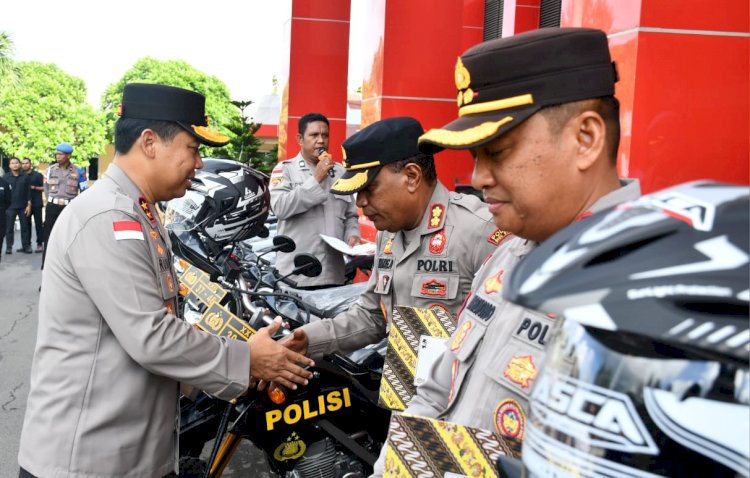 Komisi III DPR RI Apresiasi Kinerja Kapolda NTT: Perkuat Layanan hingga Pelosok dengan 20 Motor Bhabinkamtibmas ​