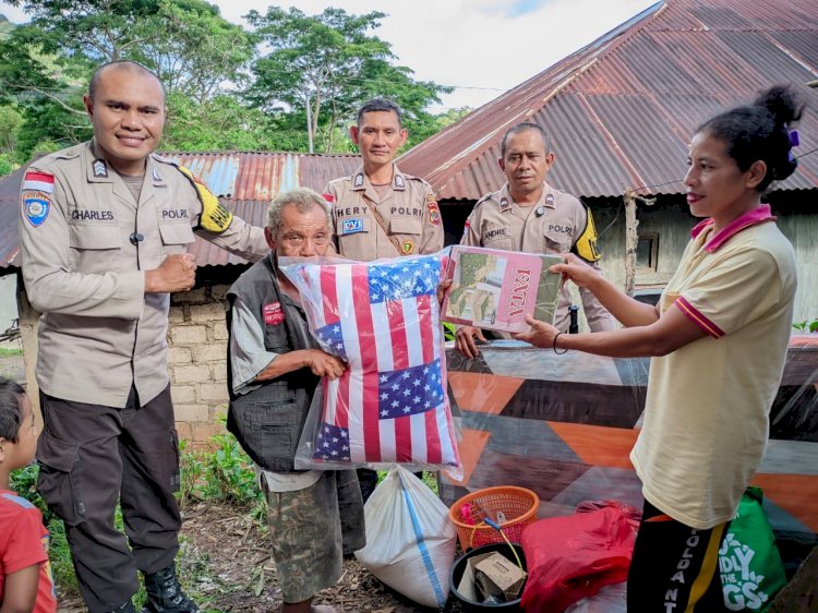 Polres Manggarai, Polda NTT Salurkan Bantuan Kemanusiaan kepada Lansia di Kecamatan Lelak