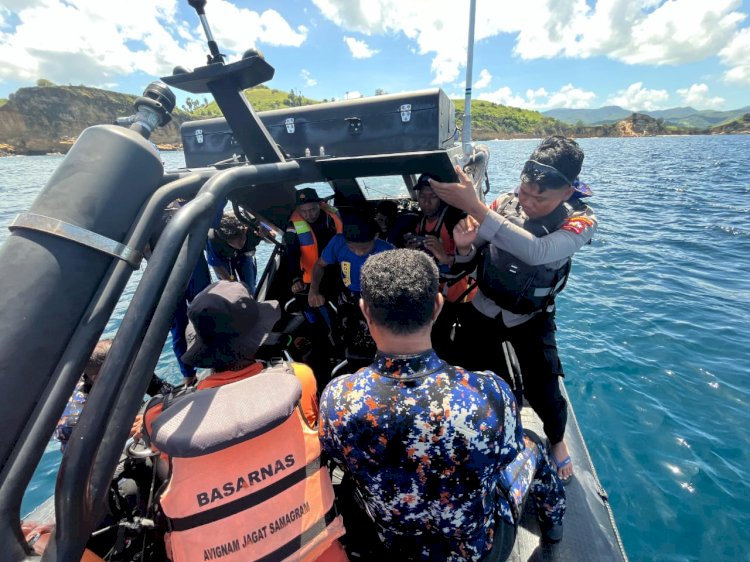 Polda NTT dan Tim SAR Gabungan Terus Berjuang Cari Korban KM Putri Sakinah