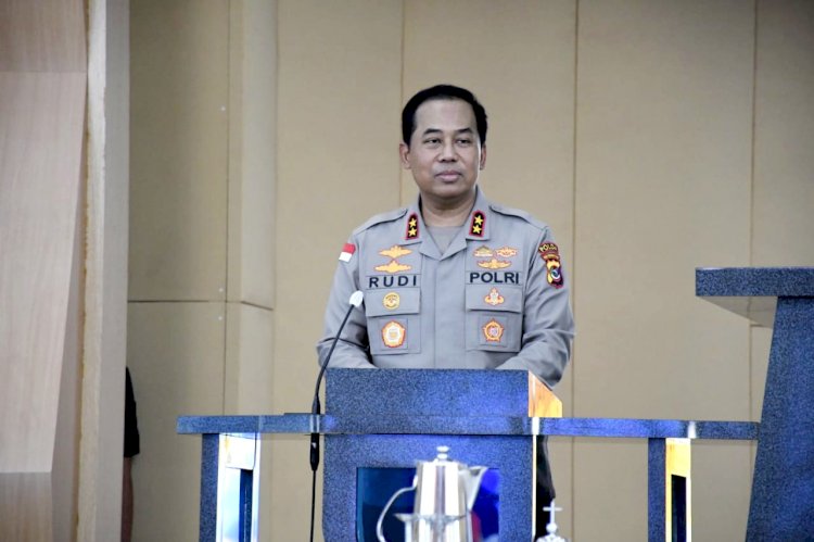 Perayaan Natal Bersama Polda NTT, Kapolda NTT Ajak Wujudkan Nilai Natal dalam Tugas Polri sebagai Pelindung dan Pengayom Masyarakat