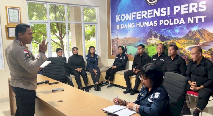 Penguatan Analisis, Integritas, dan Loyalitas: Fondasi Humas Polri di Era Disrupsi Informasi