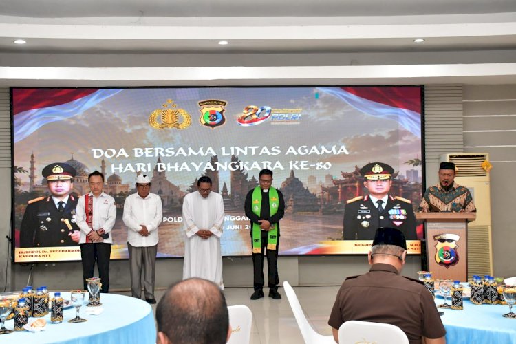 Doa Bersama Lintas Agama, Polda NTT Perkuat Sinergi dan Memohon Berkah Pengabdian Menjelang Hari Bhayangkara ke-80