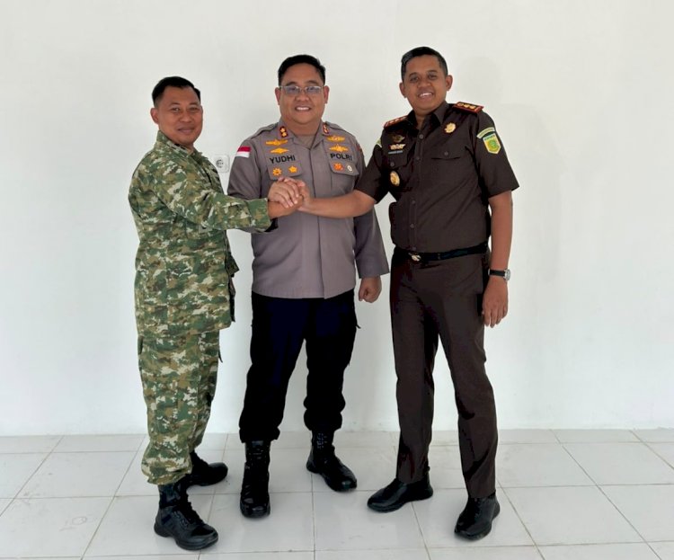 Perkuat Sinergitas Tiga Pilar, Kapolres Ende Gelar Diskusi Santai Bersama Dandim dan Kajari