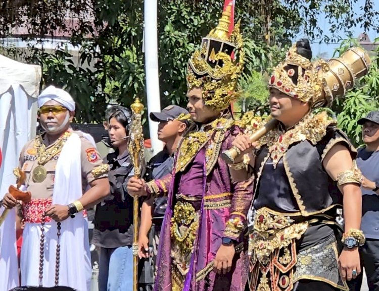 Kapolda NTT Hadiri Pawai Pembangunan 2026, 69 Tim Tampilkan Wajah Keberagaman NTT
