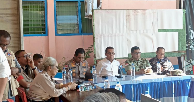 Gubernur NTT Bersama Kapolda dan Forkopimda Koordinasikan Penanganan Pascagempa Sikka dengan Kepala BNPB RI Melalui Zoom Meeting