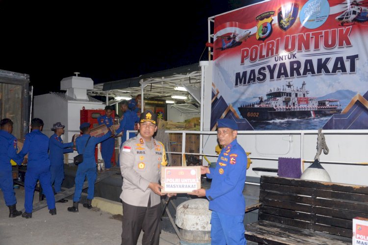 Polri Kirim Bantuan Logistik ke Pulau Palue, Kapolda NTT Lepas KP. Kasturi 6002