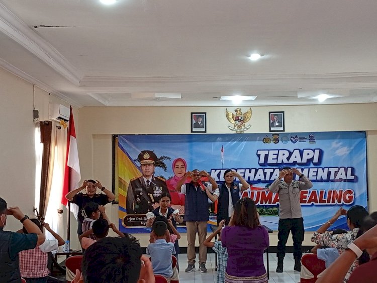 Polres Sumba Barat Pulihkan Semangat 14 Anak Korban Kekerasan melalui Trauma Healing dan Terapi USEFT