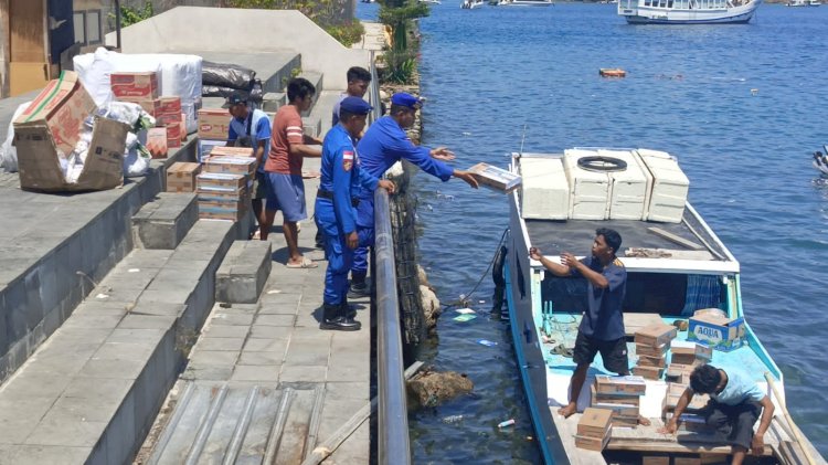 Mereka Tidak Sendiri, Polres Mabar Kembali Kirim Logistik Untuk Korban Gempa di Pulau Longos