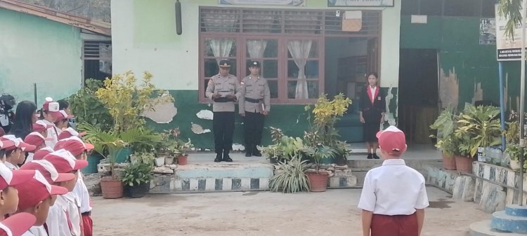 Program Polda NTT Hadir di SDN Fontein 2,  Tanamkan Disiplin dan Keselamatan Sejak Dini