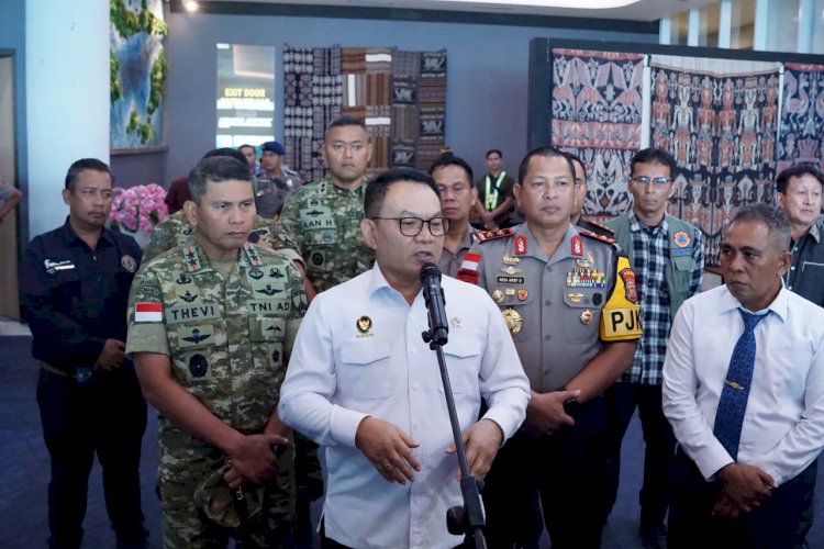 Kapolda NTT Irjen Pol. Reza Arief Dewanto Sambut Kunjungan Menko Polkam RI di Labuan Bajo