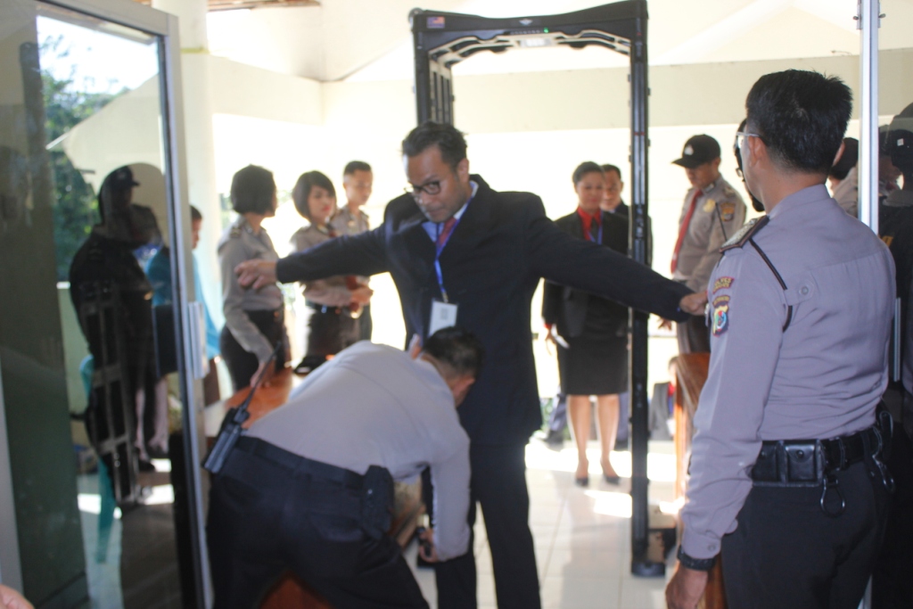 Polres Kupang Kota turunkan 510 personil amankan pelantikan Walikota dan Wakil Walikota Kupang terpilih peroide 2017 – 2022