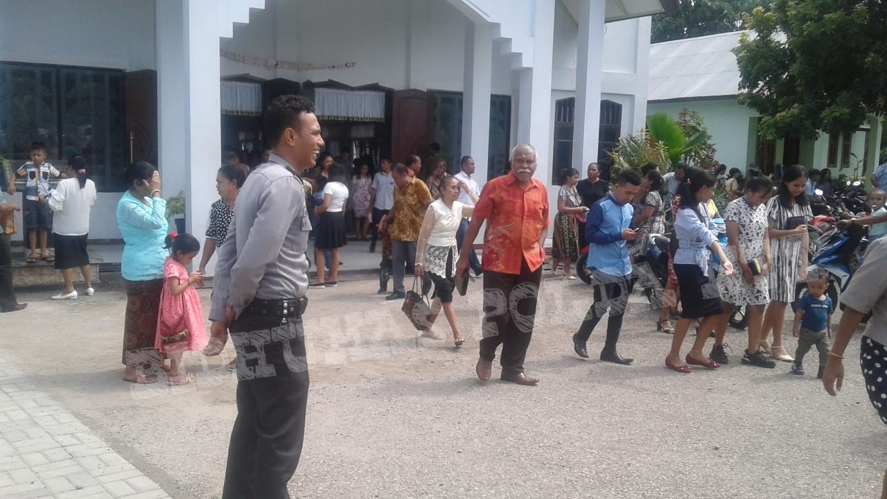 Polsek Alak Jaga Keamanan Dalam Beribadah