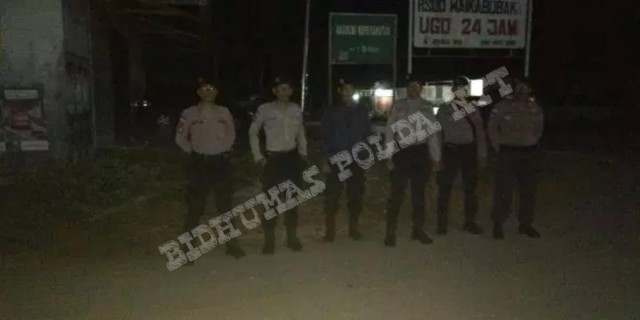 Dalmas Polres Sumba Barat Melaksanakan Patroli Malam Guna Menjaga Kamtibmas