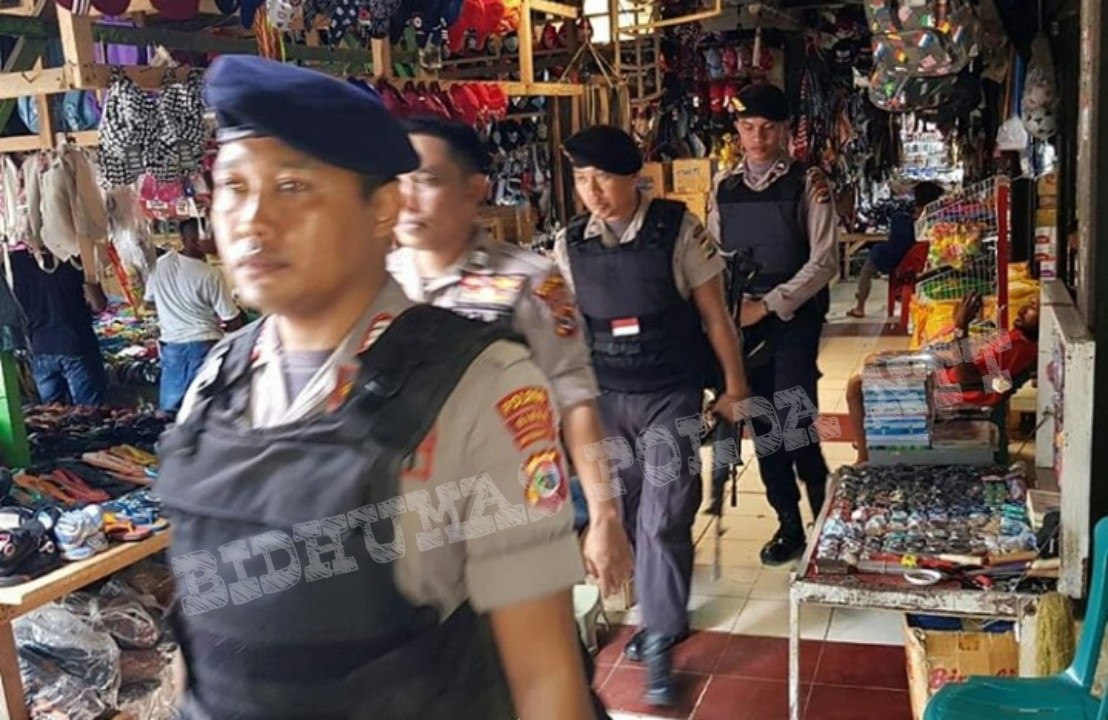 Polres Sikka Melaksanakan Patroli Rutin di Kota Maumere