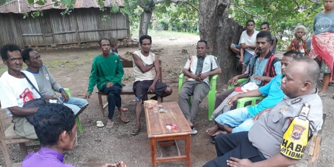 Turun ke Desa Pantauan, Bripka Dolfi Koli Ajak Warga Kawal Pemilu 2019