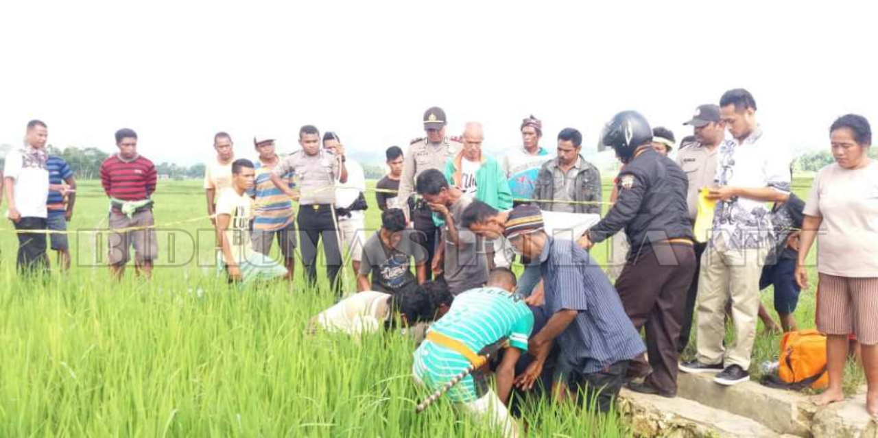 Polres Sumba Barat Olah TKP Penemuan Mayat Laki-laki di Desa Dede Pada