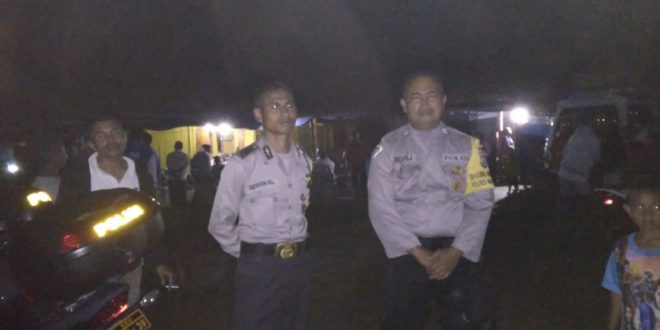 Sinergitas Bhabinkamtibmas dan Babinsa Kecamatan Rahong Utara jaga Kampanye Caleg Kabupaten Manggarai dari Partai PAN