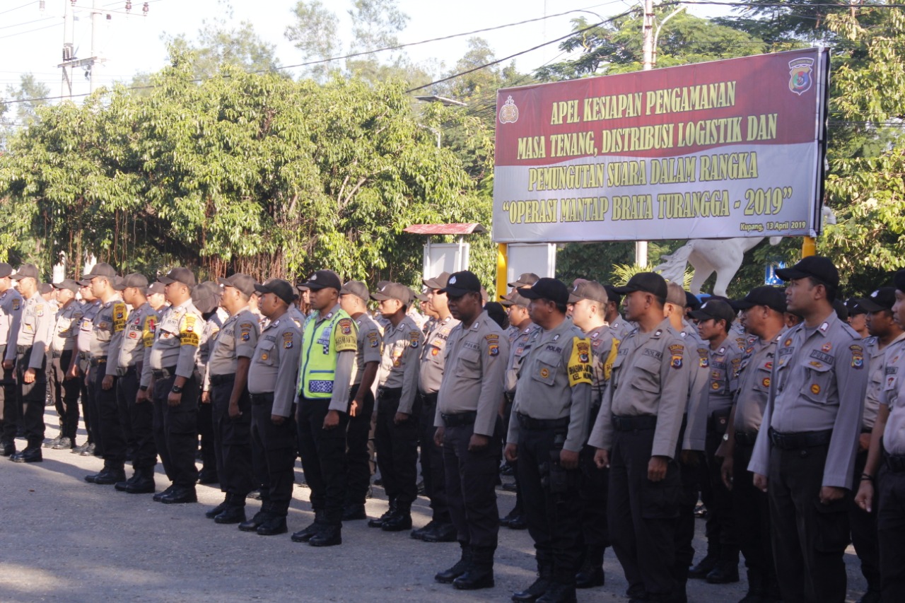 Ratusan Personel Polres Kupang Kota Siap Amankan Pemilu 2019