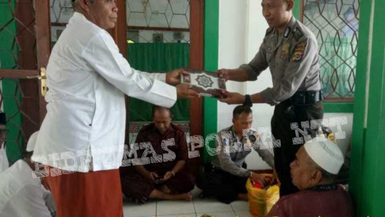 Jaga Situasi Aman Jelang Pemilu 2019, Personel Sat Binmas Polres Sumba Timur Kunjungi Masjid At Taqwa Kamalaputi
