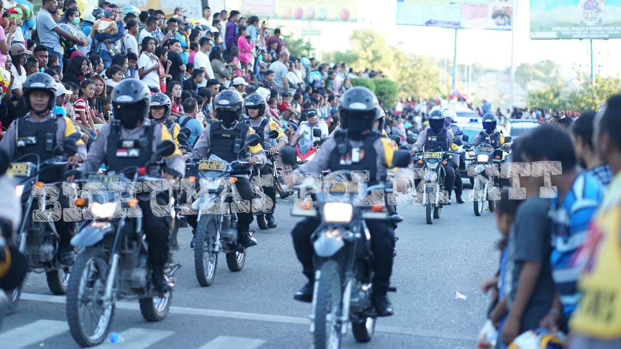 Personel Polres Kupang Kota Lakukan Pengamanan Jalannya Pawai Paskah