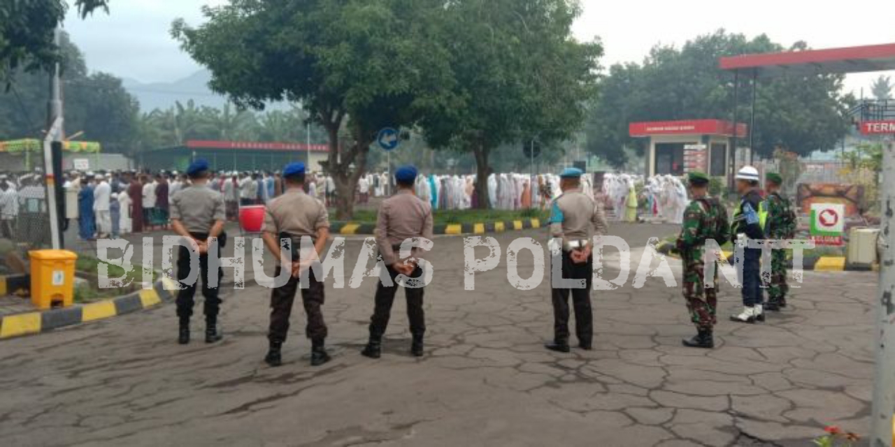 Personel Polres Ende dan Jajaran Amankan Jalannya Sholat Id 1440 H di Wilayah Kabupaten Ende