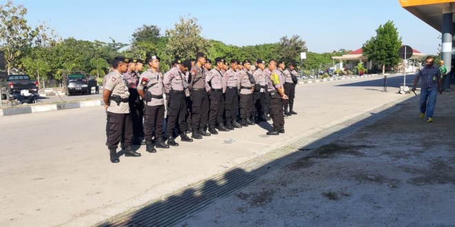 Usai Emban Tugas, 30 Personel BKO Polda Metro Jaya Tiba di Bandar Udara Tambolaka