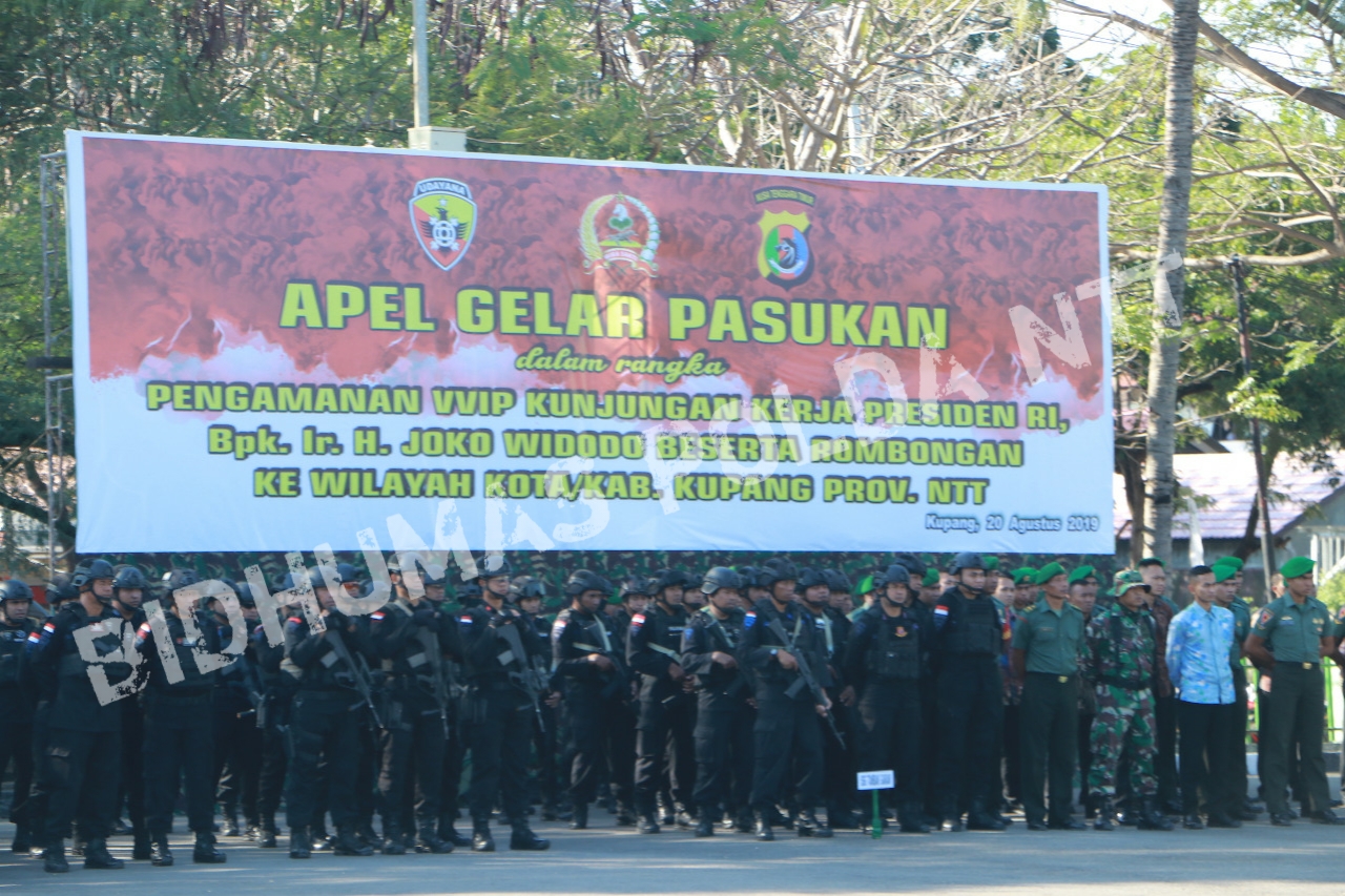 TNI-POLRI Gelar Apel Persiapan Pengamanan Kunker Presiden RI di Kupang