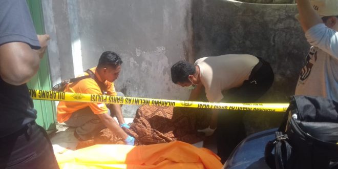 Tim Identifikasi Polres Kupang Kota Datangi TKP Penemuan Mayat