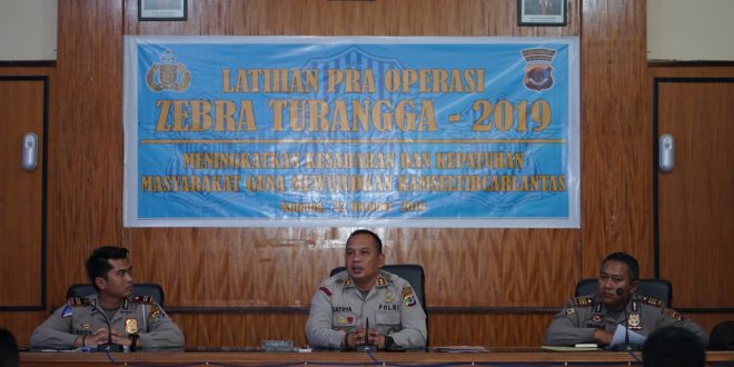 Kapolres Kupang Kota Buka Latihan Pra Operasi Zebra Turangga 2019