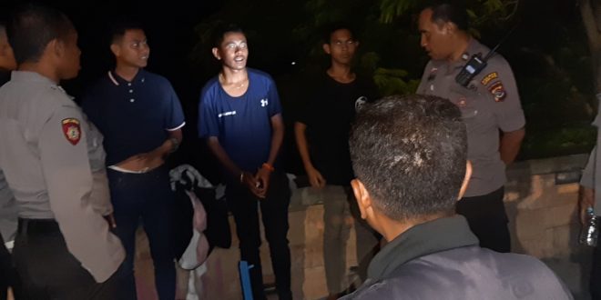 Giat patroli, Anggota Satsabhara Polres Kupang Kota Beri Pesan Kamtibmas Pada Para Pemuda