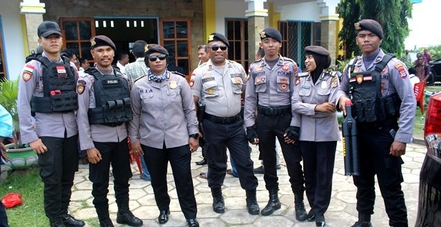 Polres Flotim Amankan Jalannya Pelantikan Kepala Desa Se-Kabupaten Flotim