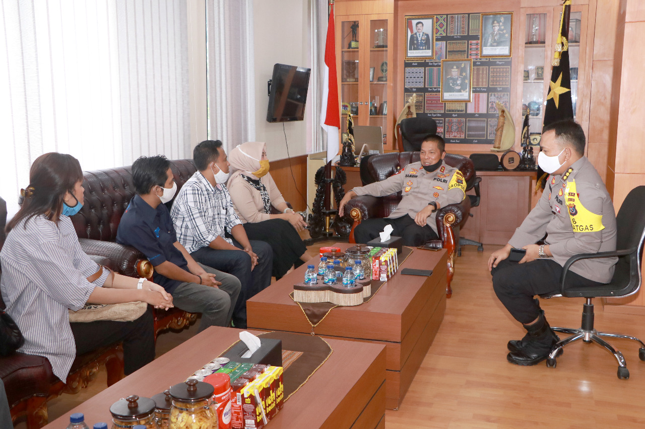 Kapolda NTT Menerima Kunjungan Silaturahmi dari Pimpinan Pos Kupang